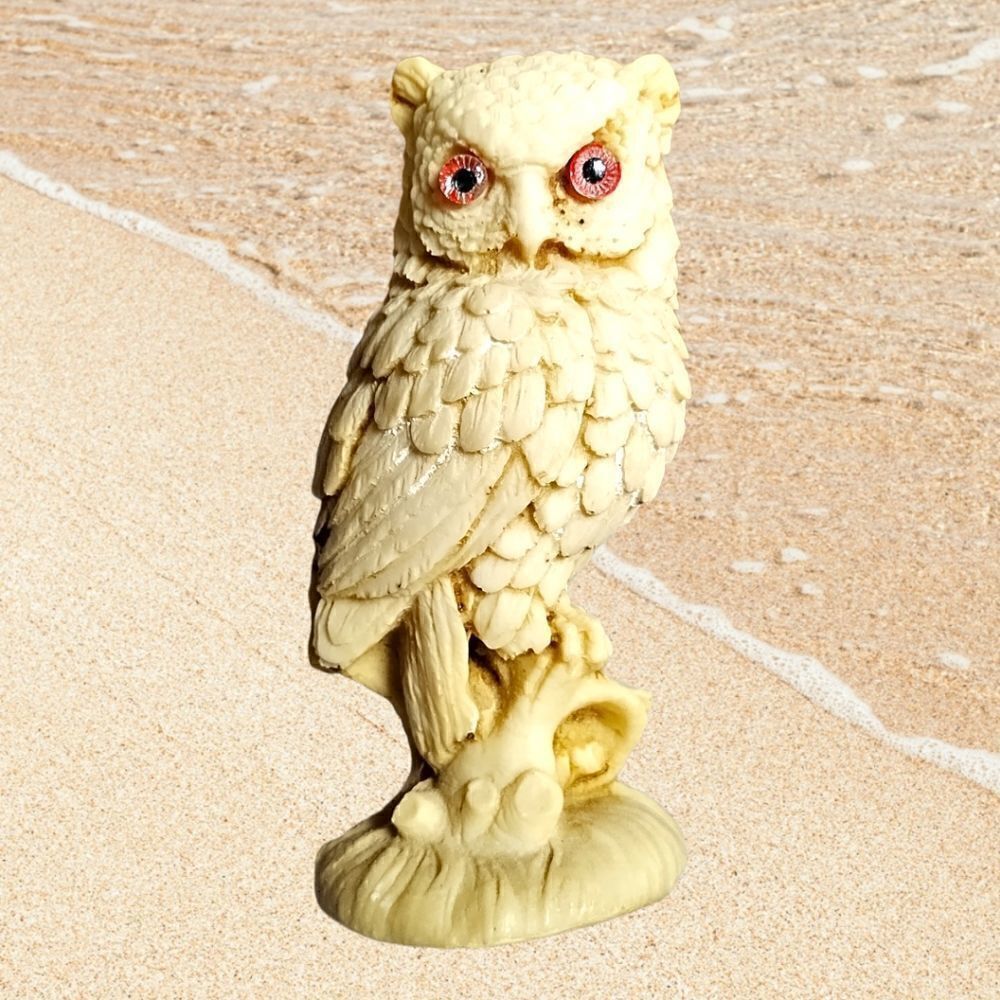 Soap Stone Alabaster Carved OWL, Yellow GLASS EYES  Tall VINTAGE Italy